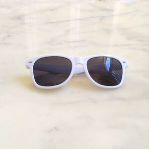 NWOT. Google White Frame with Logo Sunglasses.